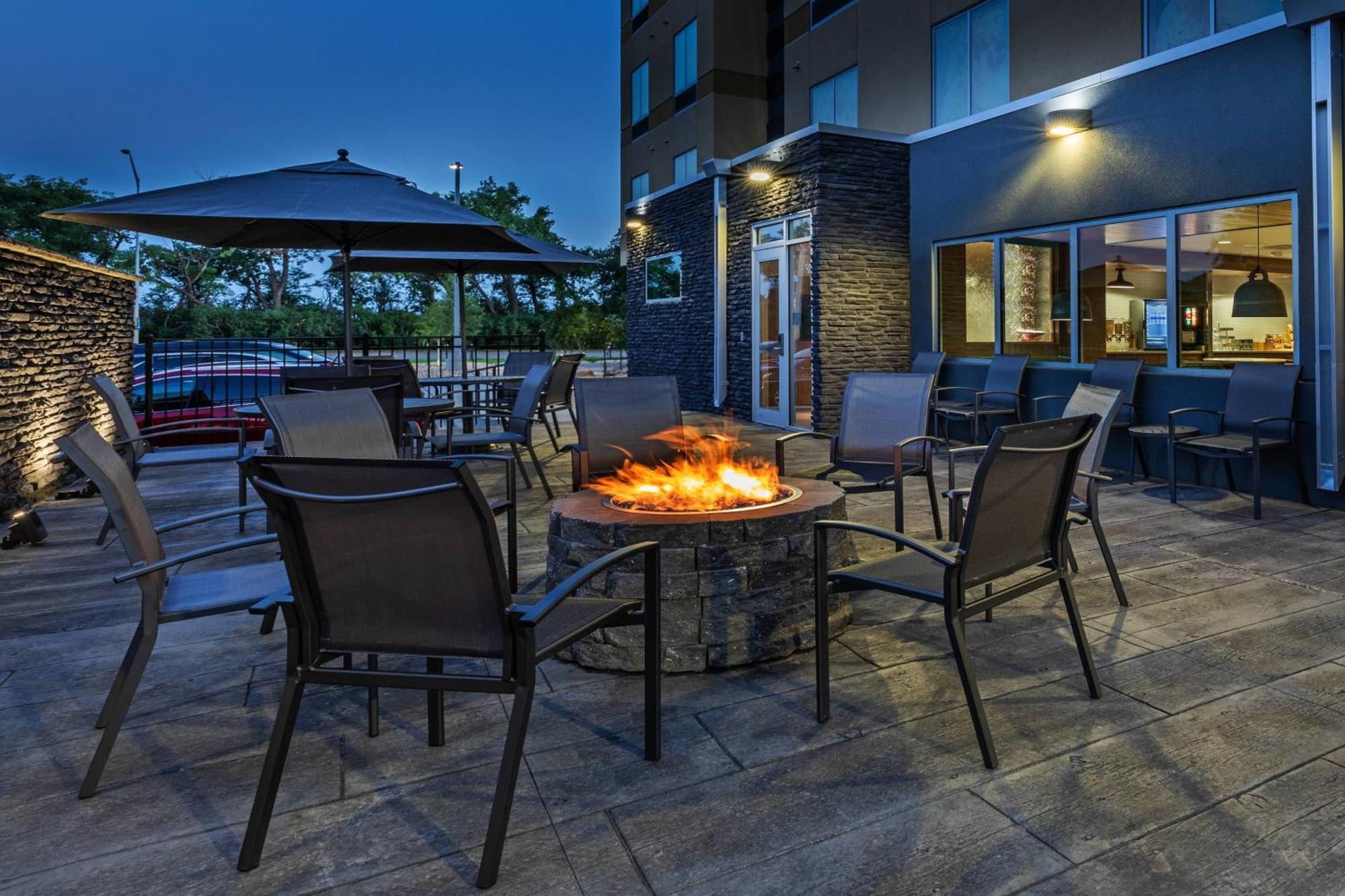 Fairfield By Marriott Inn & Suites Aberdeen, Sd Exterior photo